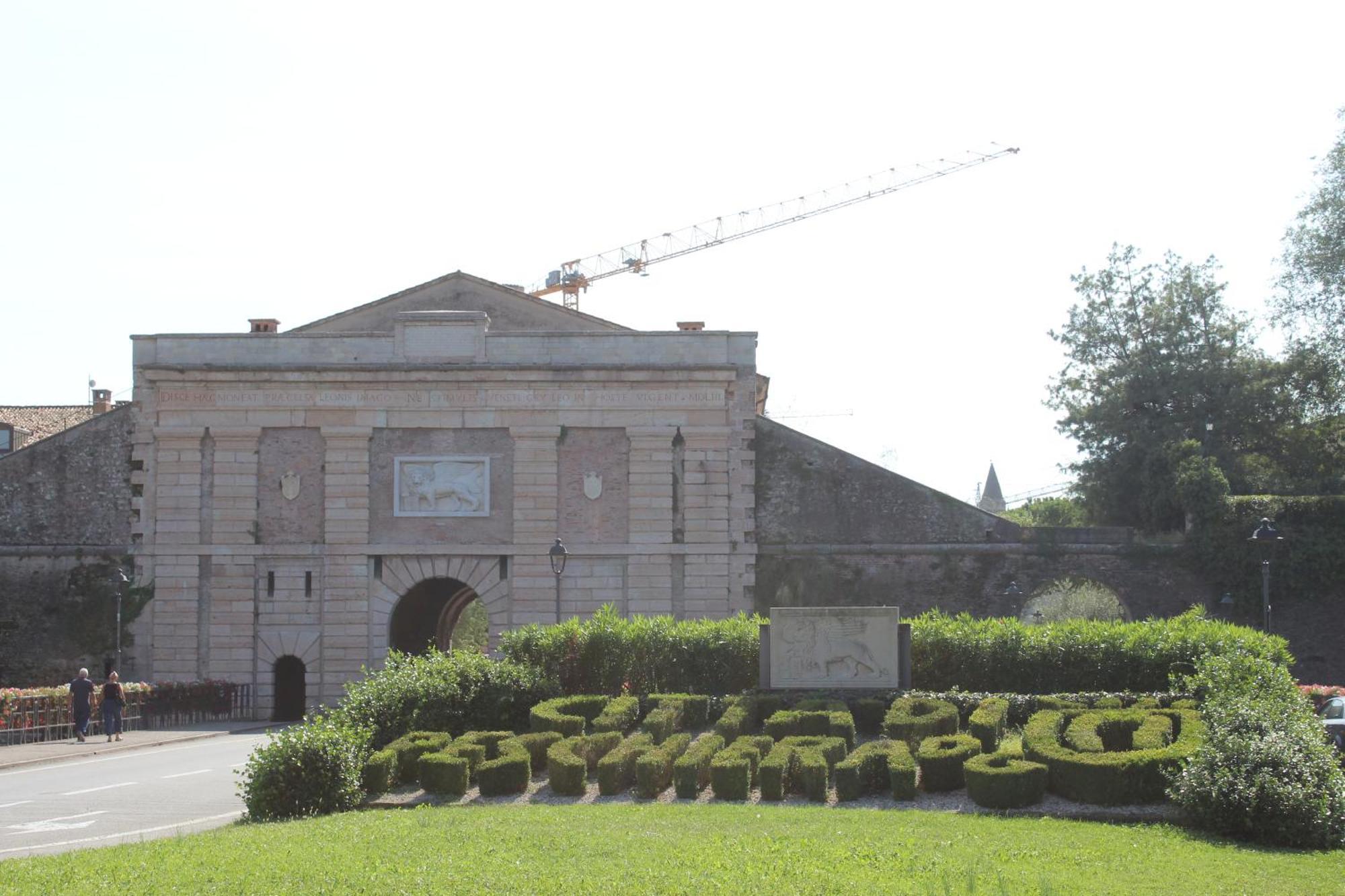 Villa Forte Salvi - Rooms Peschiera del Garda Dış mekan fotoğraf