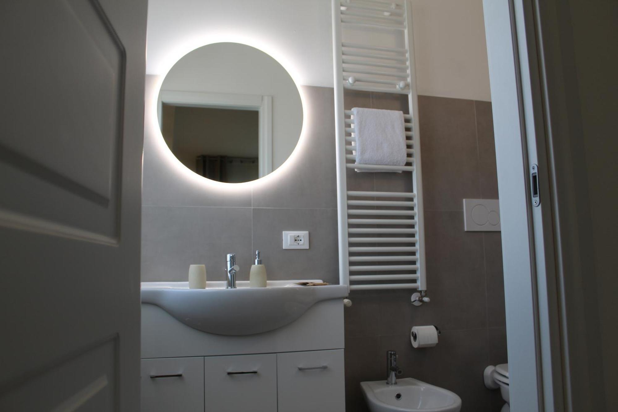 Villa Forte Salvi - Rooms Peschiera del Garda Dış mekan fotoğraf