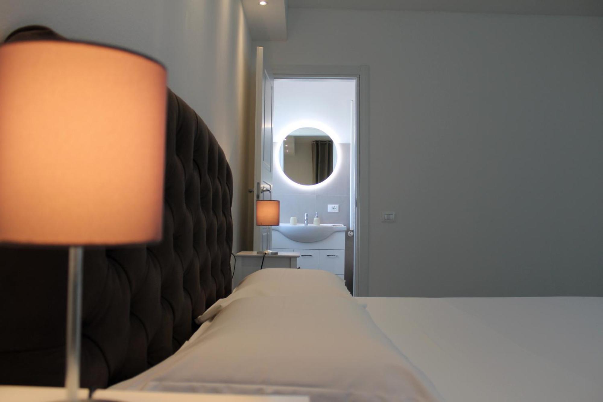 Villa Forte Salvi - Rooms Peschiera del Garda Dış mekan fotoğraf