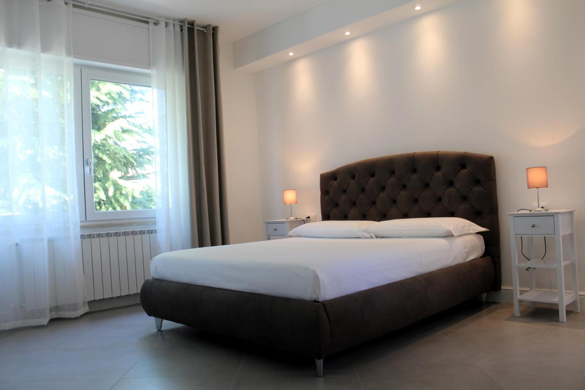 Villa Forte Salvi - Rooms Peschiera del Garda Dış mekan fotoğraf
