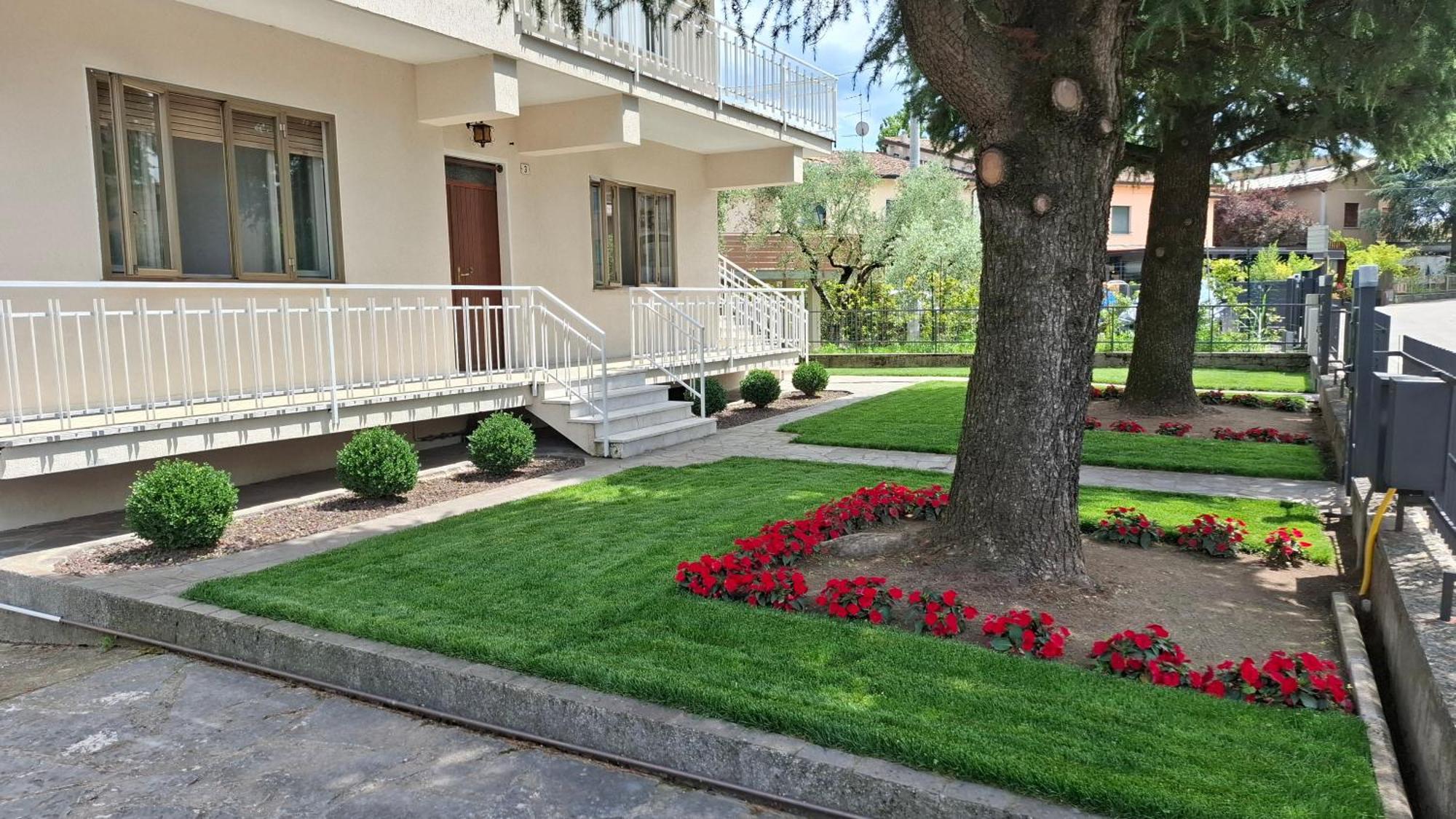 Villa Forte Salvi - Rooms Peschiera del Garda Dış mekan fotoğraf
